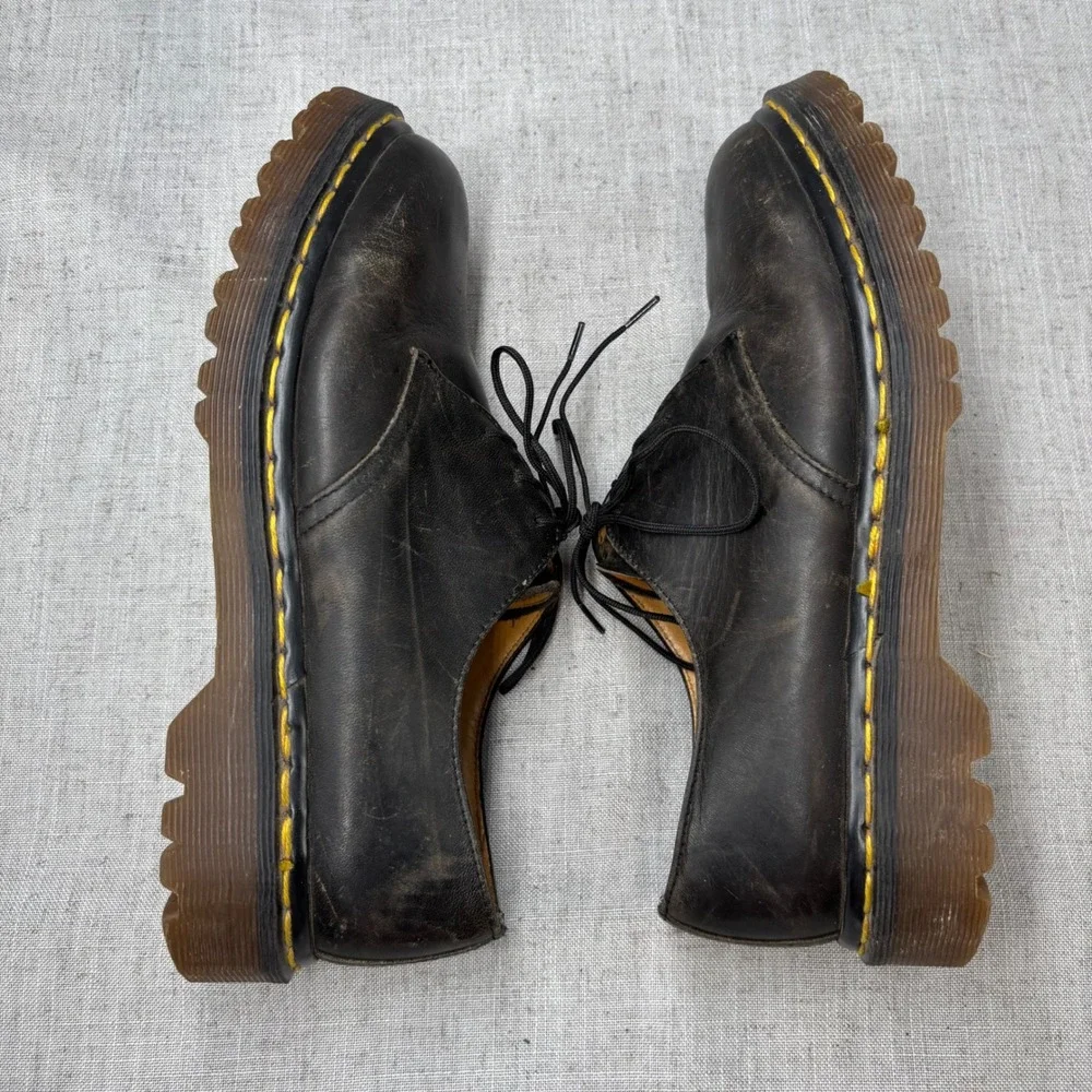 Vintage Dr. Martens Oxfords Black Leather Platform Lug Sole MIE Unisex UK 6